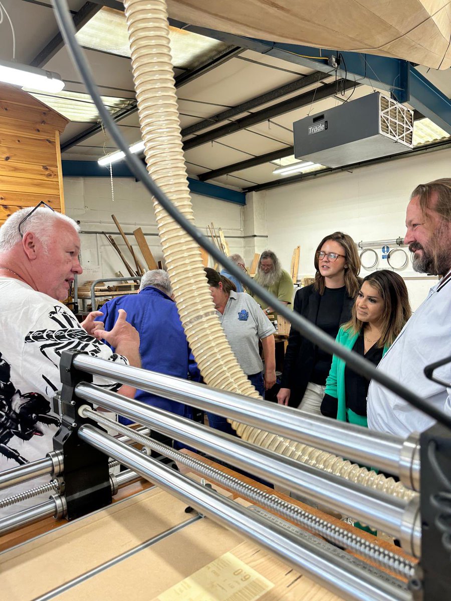 Brilliant to have <a href="/vincemaple/">Vince Maple #ProudToBeMedway</a> <a href="/naushabah_khan/">Naushabah Khan MP 🌹</a> @LaurenREdwards <a href="/TobyForster88/">Toby Forster</a> visiting our #mensshed this morning. Good to discuss mens mental health, the Voluntary Sector &amp; future collaborations. Maddie as always enjoyed the extra fuss and cuddles! 🐕🐾