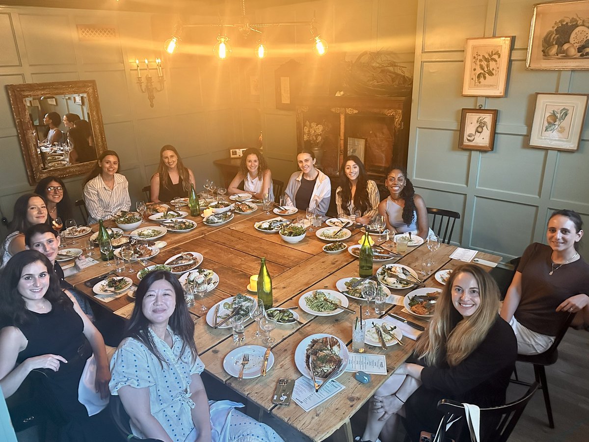 Erica_Wenger's tweet photo. Hosted an awesome principal/VP-level women in VC dinner last night! Shoutout to @jessguenzl for being an epic co-host 🙏

Super inspired by this group of ladies! Give it 5 years and they’ll be running all the best firms in NYC https://t.co/JLyqHTZZt2