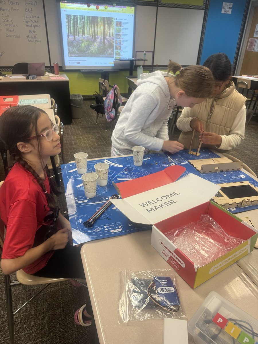 D Karczewski, Asst Curriculum Director (@asstkarczewski) on Twitter photo Future Engineers! 4th graders building computers at Summer School! <a href="/OSD135/">Orland District 135</a> Future Engineers! 4th graders building computers at Summer School! <a href="/OSD135/">Orland District 135</a>