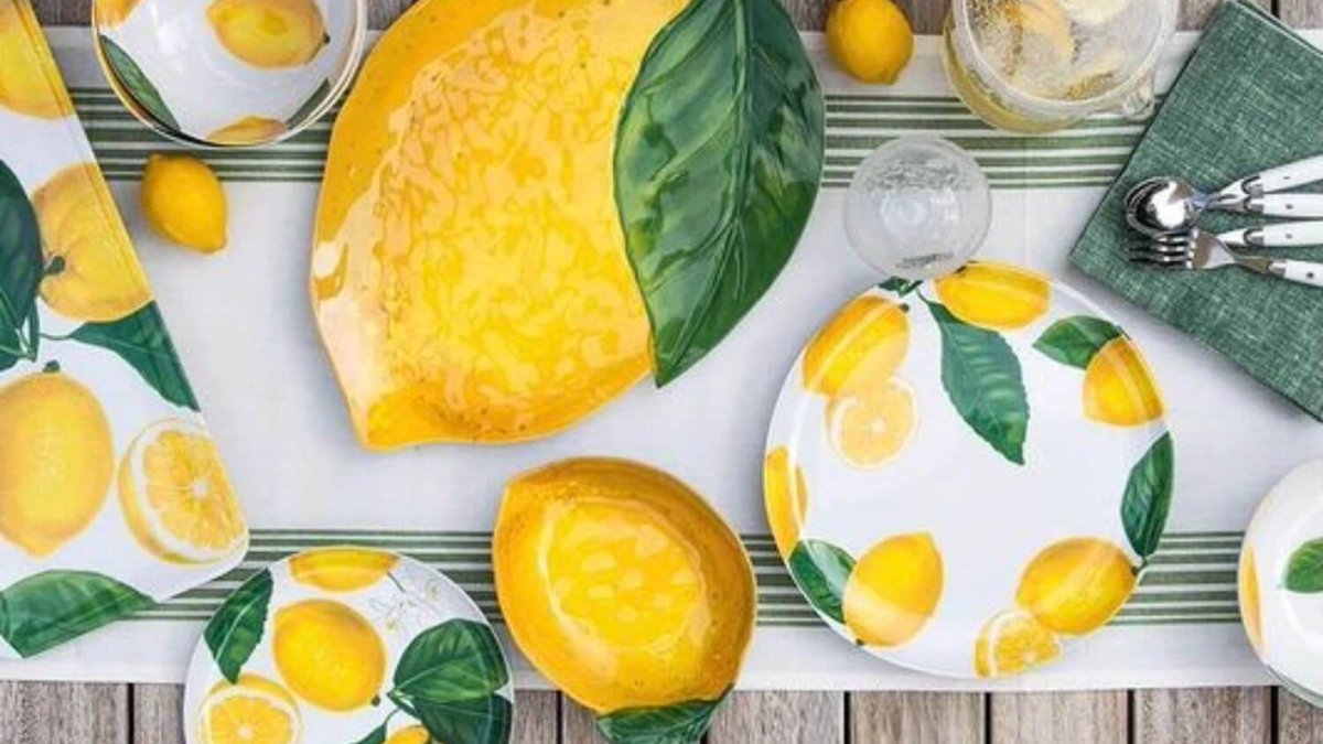 PottersCookshop's tweet photo. So summery lately! And we have up to 40% OFF ALL EDDINGTONS PICNICWARE!
Ideal for alfresco dining, thereβs lots to choose from so call in to see us or head to https://t.co/4GnxLg7cQi
#cookshop #essex @Eddingtons #picnicware #picnictime #planapicnic #luxurypicnic #outdoors https://t.co/WFqIgd1Dk8