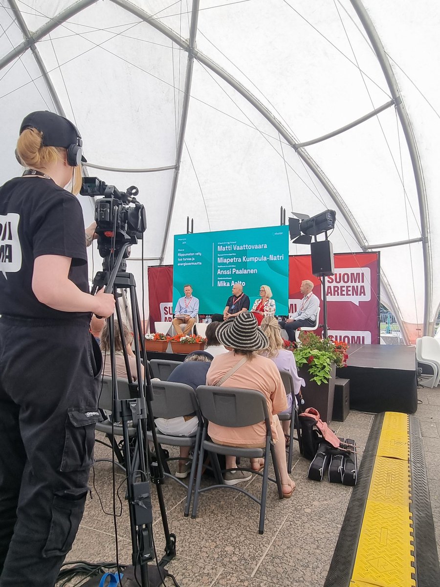 Jyri Sarkkinen tweet media