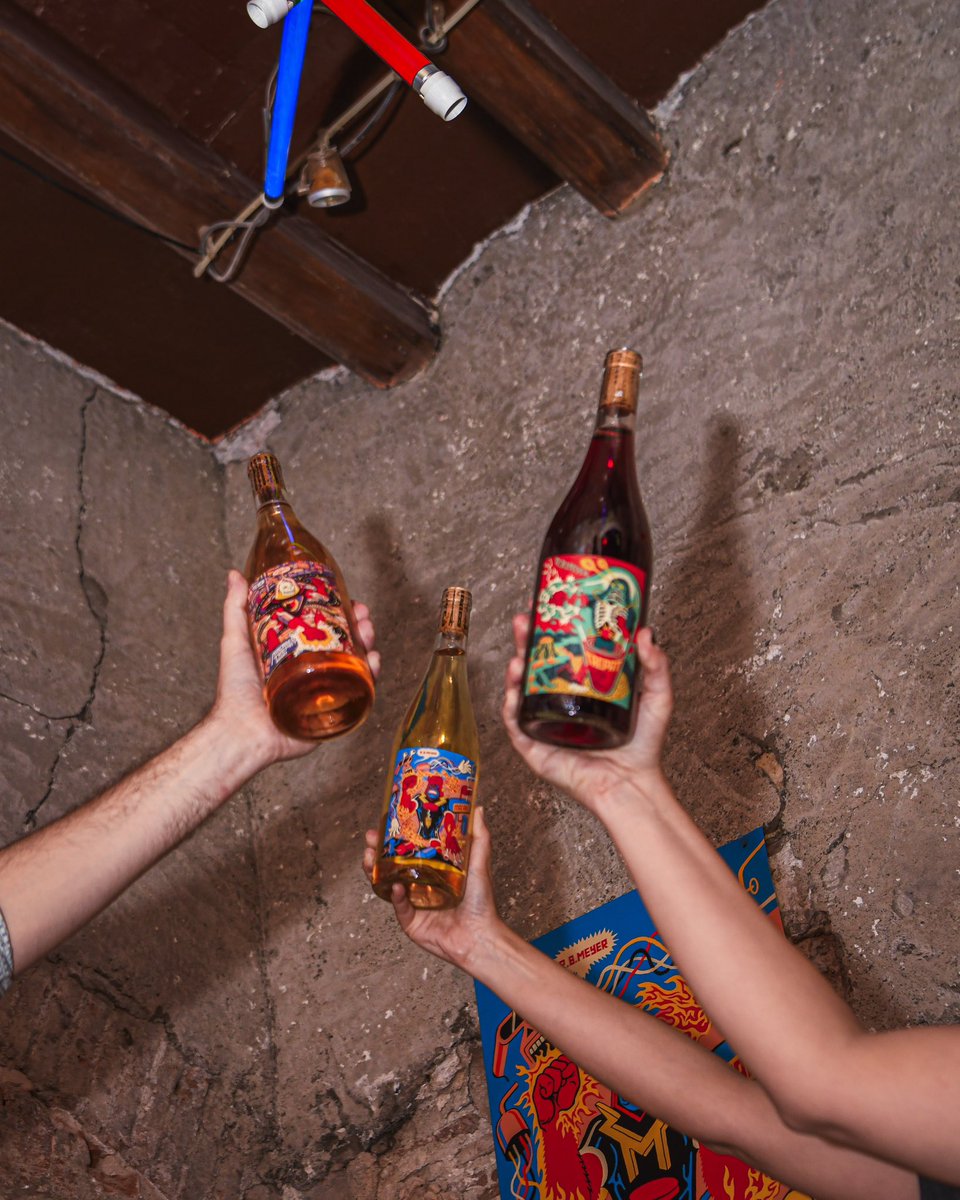 ¡Novetat! Òrbita Venus, el projecte més trencador de René Barbier sorgeix de les seves inquietuds per elaborar un nou perfil de vins amb les varietats macabeu i trepat. Etiquetes inspirades en els dibuixos animats de Mazinger Zeta que gaudia durant la seva infància.