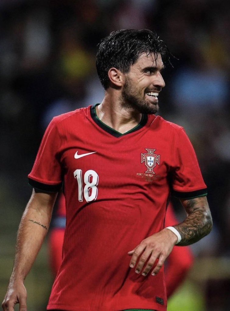 الرولز أساسي؟ 
أبشرو بالفوز❤️