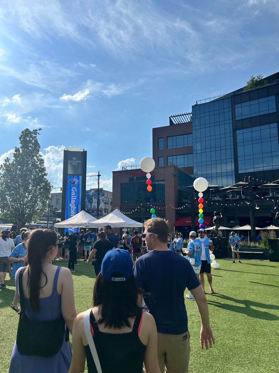 We proudly joined the Chicago Cubs for their annual #Pride Night at Wrigley Field! The night was filled with celebration, community, and delicious ballpark eats. We stand with the #LGBTQ+ community and believe in fostering an inclusive environment for all.  #TeamBelvedere