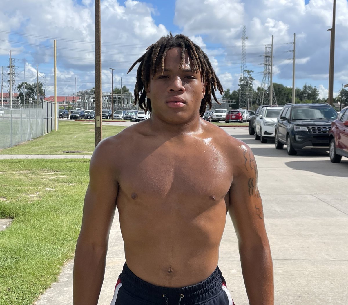 CJ Vogel (@cjvogel_otf) on Twitter photo 2026 Dekaney RB Samaritan Cunningham (<a href="/samaritanC24/">Samaritan Cunningham</a>) holds offers from Oklahoma, Baylor, Tulane, UTEP, Boston College and Arizona.
Clocked sub-11 in the 100M this spring as a sophomore. 2026 Dekaney RB Samaritan Cunningham (<a href="/samaritanC24/">Samaritan Cunningham</a>) holds offers from Oklahoma, Baylor, Tulane, UTEP, Boston College and Arizona.
Clocked sub-11 in the 100M this spring as a sophomore.