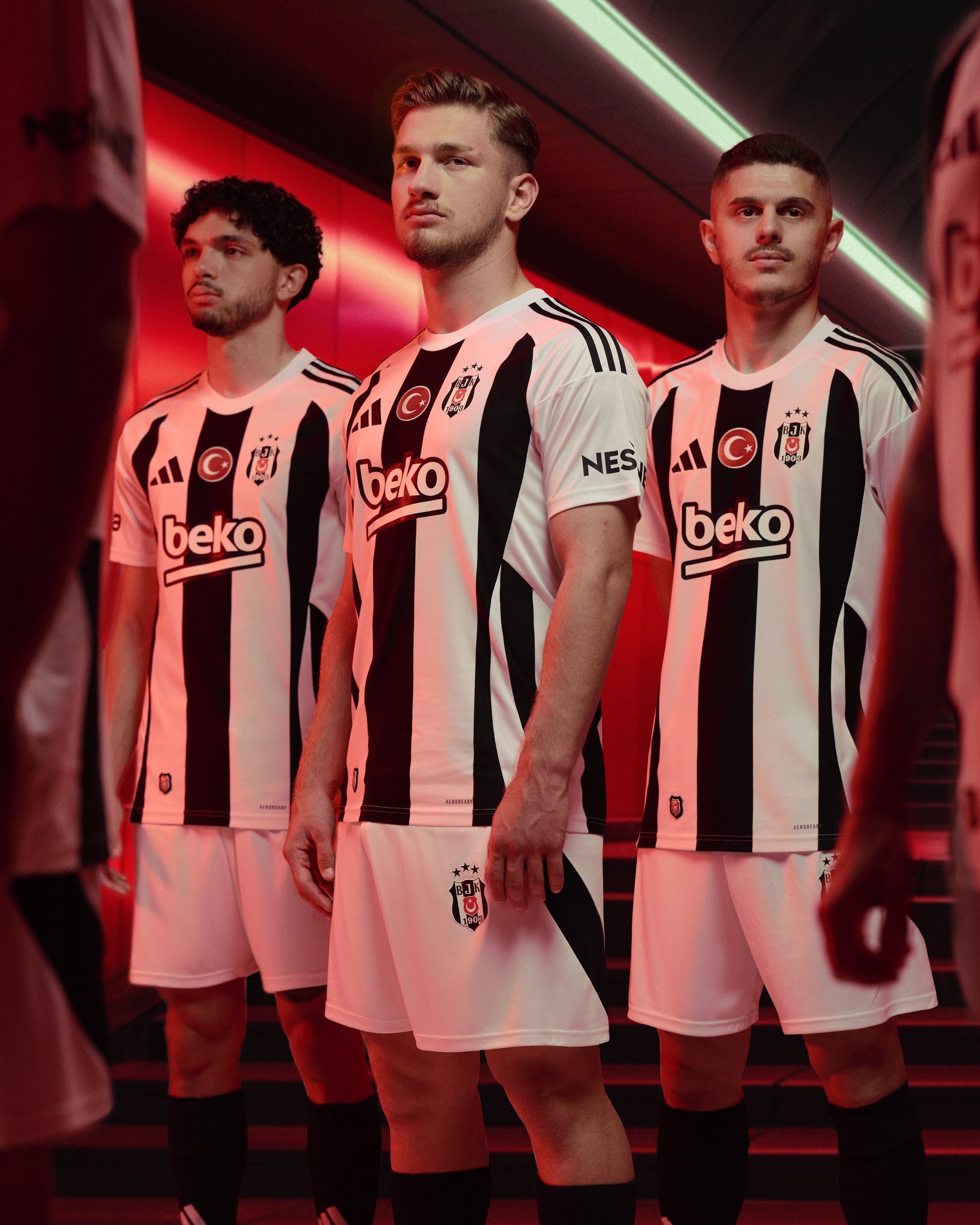 Besiktas home kit hotsell