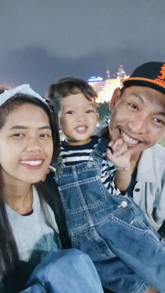 Haaayyy kiiddsss, mama sama ayah dulu menciptakanmu penuh dengan rasa cinta dan hati yg bahagia. Semoga kamu tumbuh besar dengan rasa cinta dan bahagia dari mama ayah selalu yaa, Dzaky❤❤