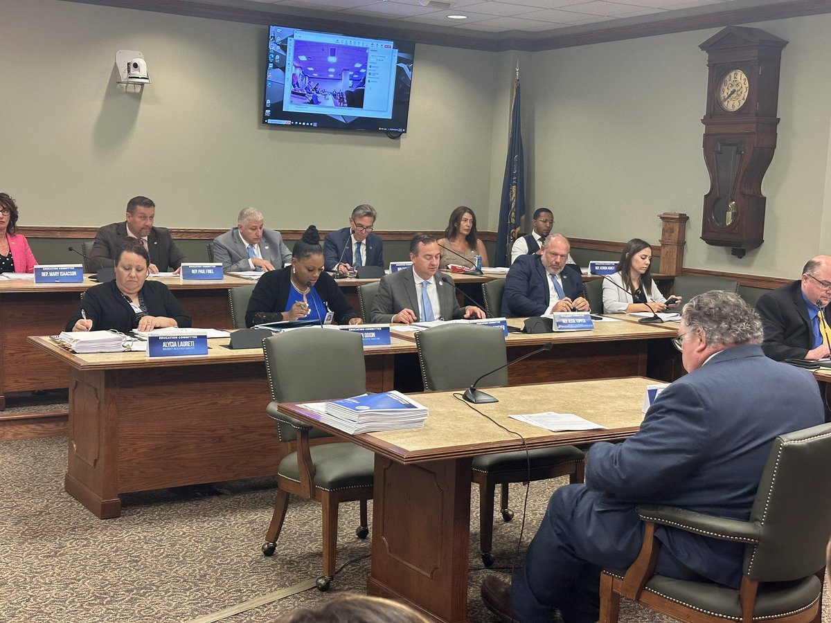 HB 1168 now up for a committee vote. This would add an APSCUF seat and an AFSCME seat to the PASSHE BOG.

We thank <a href="/RepSchweyer/">Peter Schweyer</a> and <a href="/RepTimBriggs/">Rep. Tim Briggs</a> for their work on this.