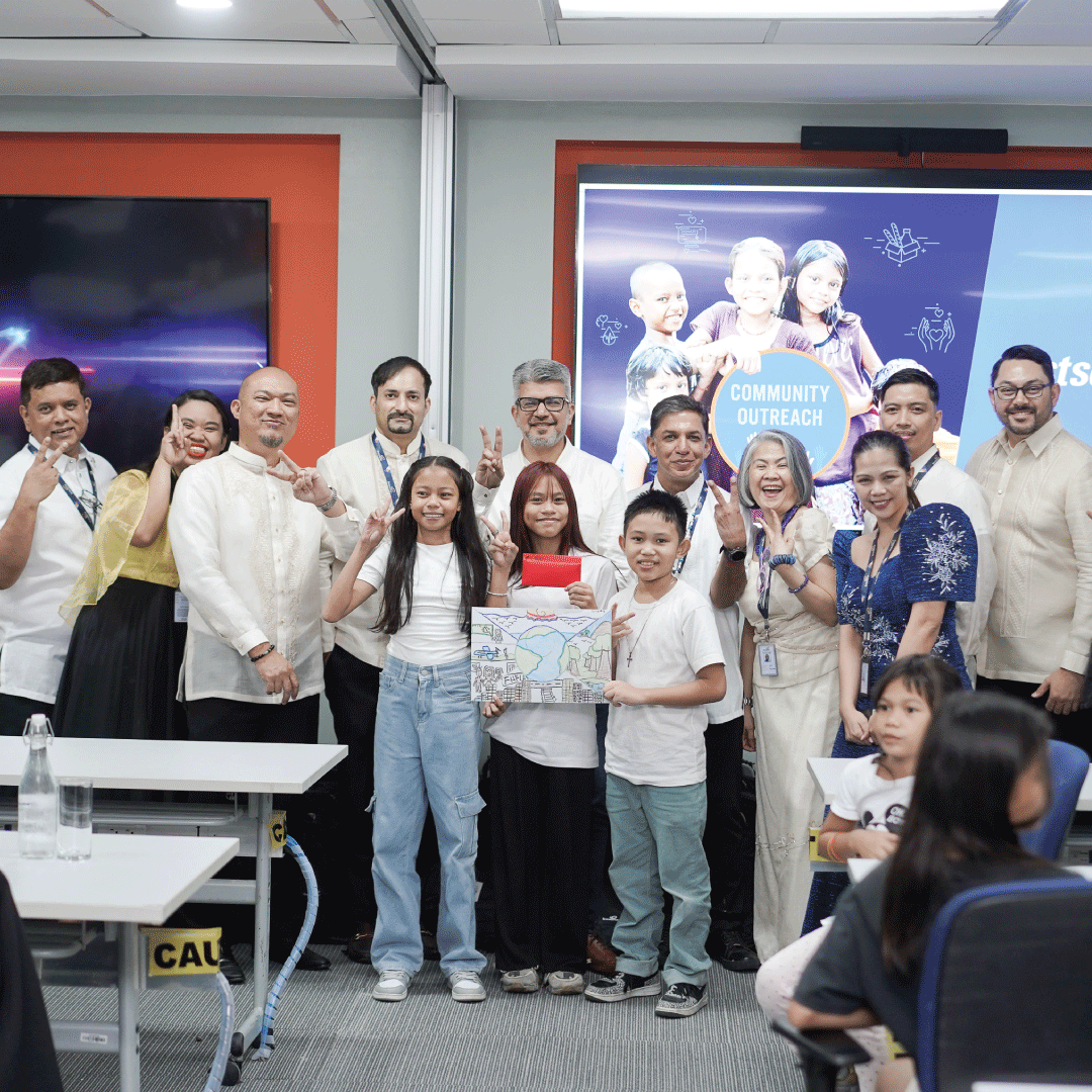firstsource's tweet photo. 20 #Firstsourcers in the Philippines, alongside our MD & CEO Ritesh Idnani and COO Sohit Brahmawar, spent a heartwarming day with children from our NGO partner, Friendship Home Fr. Luis Amigó. .
Kudos to Firstsourcers globally who #MakeItHappen for our communities everyday! https://t.co/POvbOX1jam