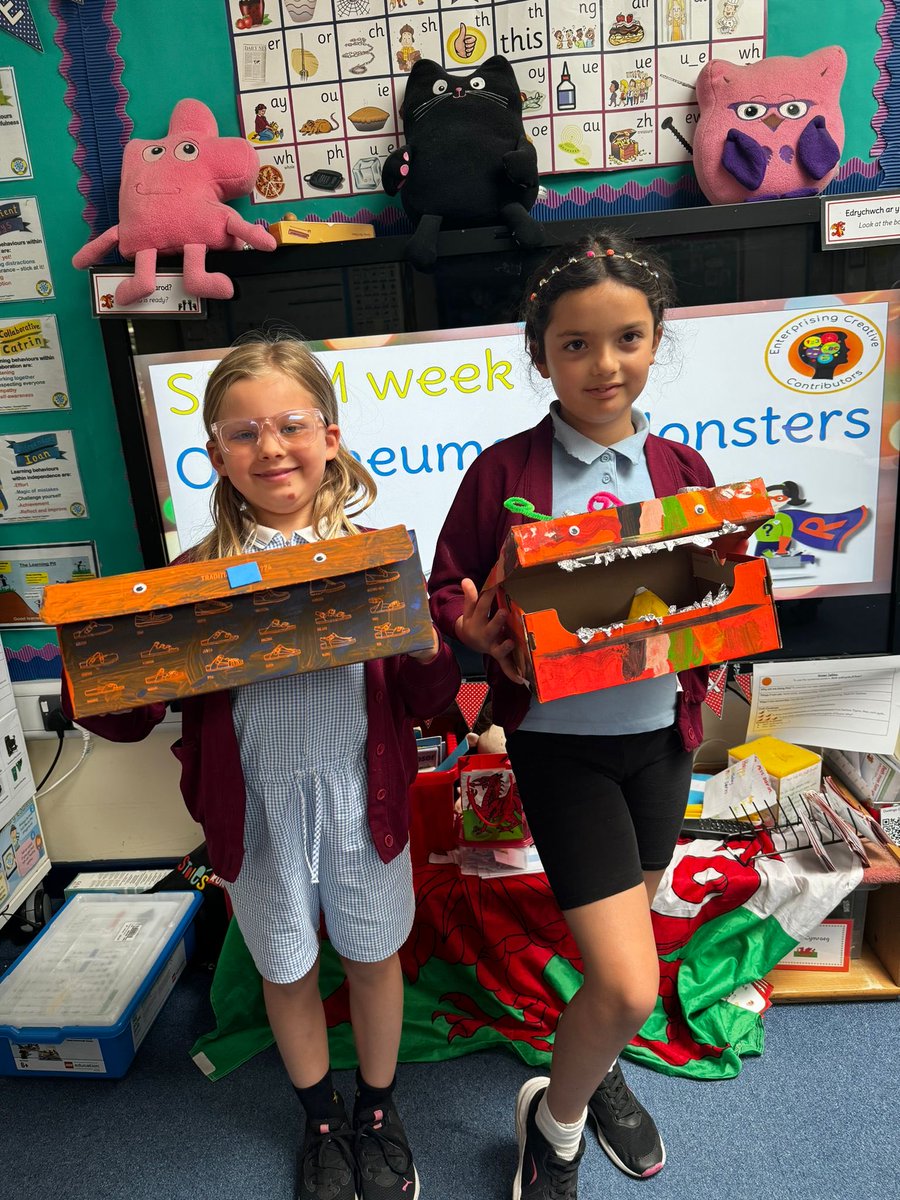 whitchurchprm's tweet photo. 2KD thoroughly enjoyed designing, making and evaluating a pneumatic monster! ๐น ๐#WPSY2 #wpsstemweek https://t.co/aNyxbobB1O