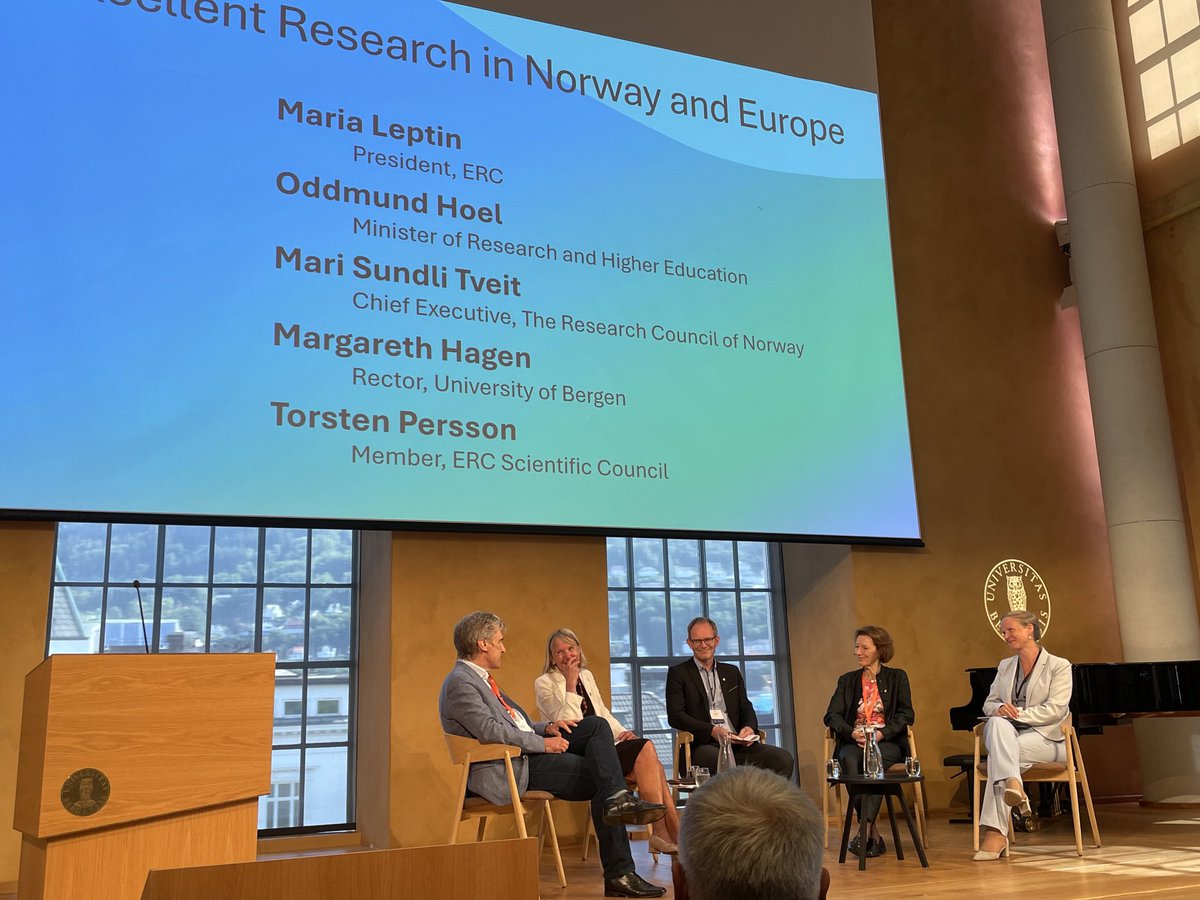 Interesting panel debate on the role of excellent research in Norway and Europe - ⁦<a href="/ERC_Research/">European Research Council (ERC)</a>⁩ visiting ⁦<a href="/UiB/">Universitetet i Bergen</a>⁩