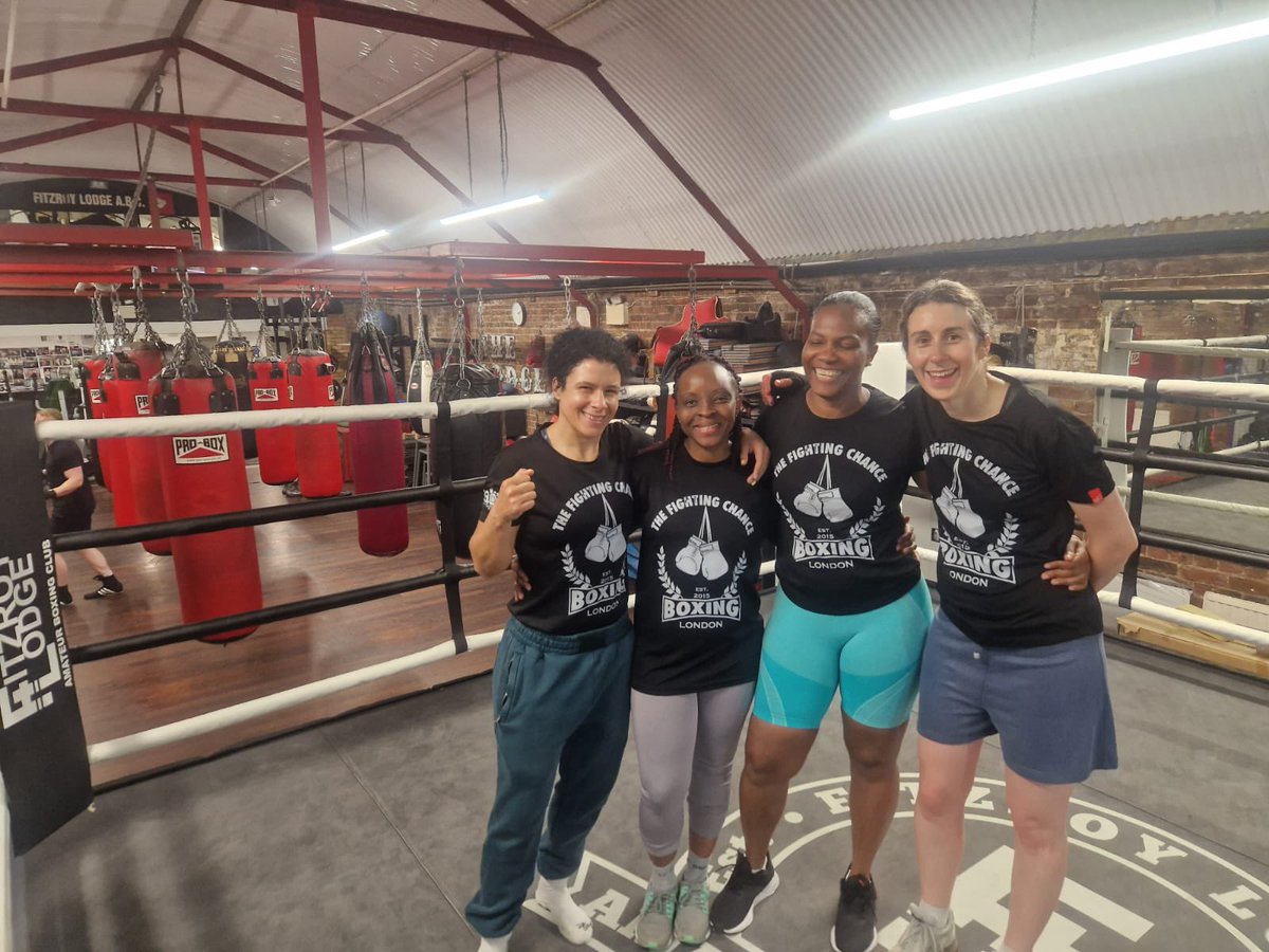 TheFightingCha1's tweet photo. Thanks for the visit @hannah_r_west and well trained!
We look forward to working together with yourself and @FemaleVeteranTP on our @CovenantTrust Women &amp; Families Boxing programme.  #Womensupportingwomen #Women #Veterans https://t.co/dhDvcNzovk
