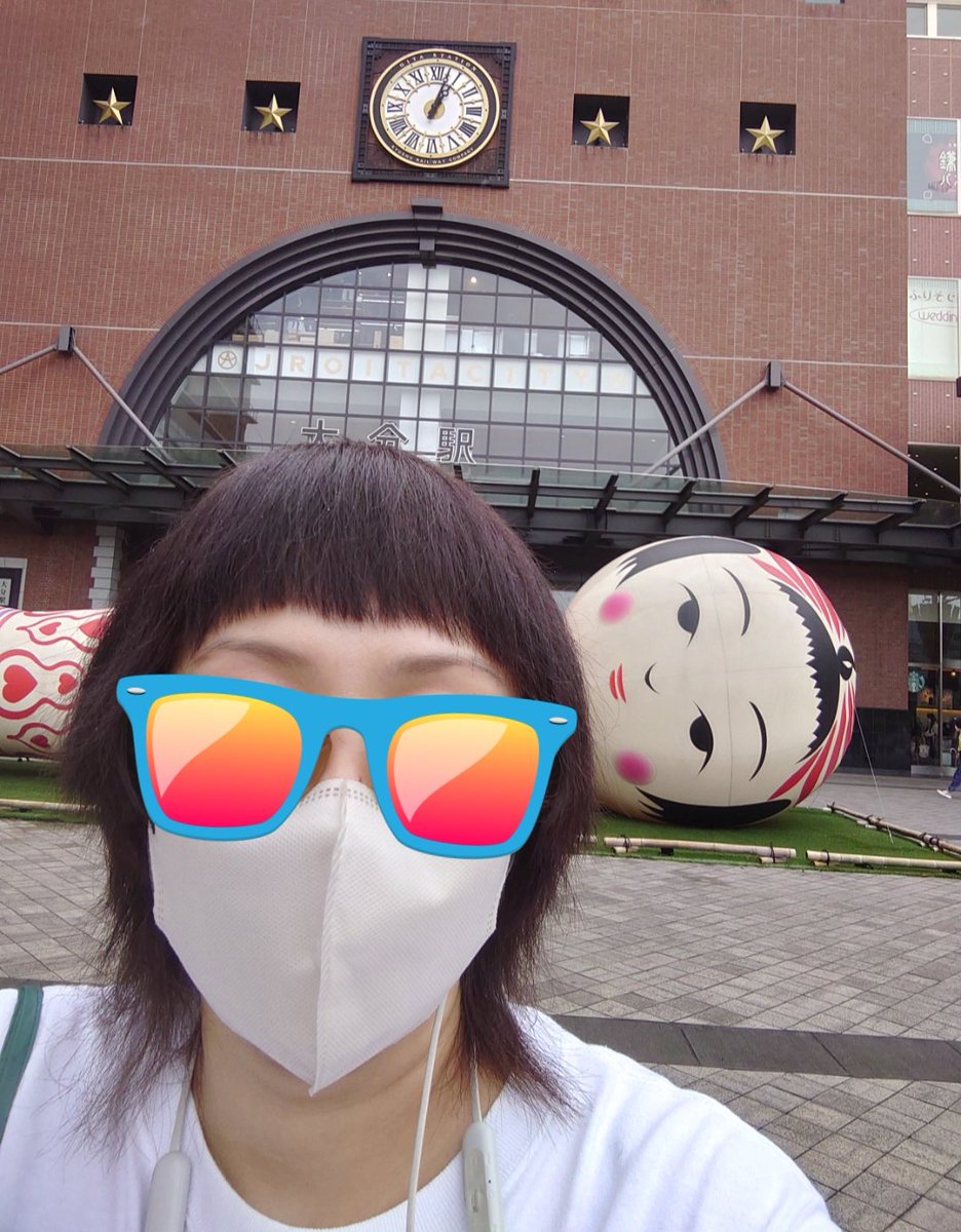 _goemi_'s tweet photo. 前髪切りすぎたー
と思ったら、上には上がいるもんだ🤪 https://t.co/mGt2MU3ySK