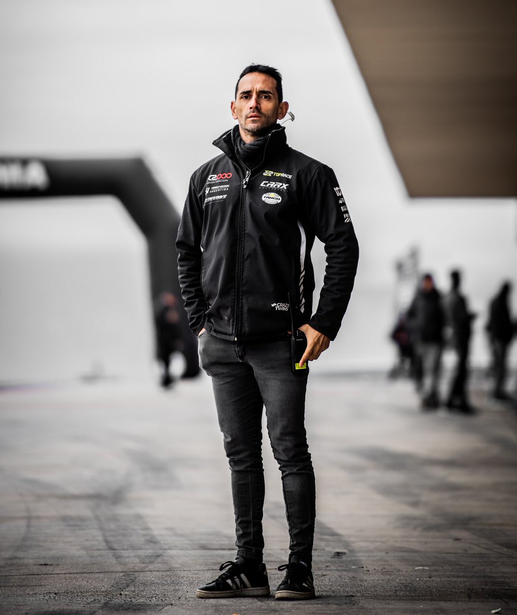 En Modo Carrera 
.
.
.
<a href="/SuperTC2000/">TC2000</a> en Villicum
📸 <a href="/nicobolles/">Nico Bolles</a>