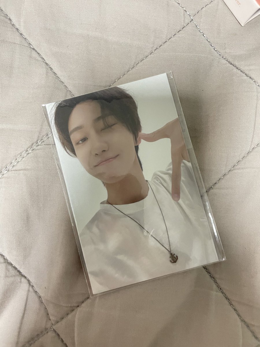 trading_8_'s tweet photo. 디에잇 7주년 팔찌 포카양도
준미포 4

DM or 카톡옾챗
: https://t.co/WUZIx2INAF
Sell🙆‍♀️ 
Eng️️️/中文🙆‍♀️
Only korea account/address
반택/준등기/택배 🙆‍♀️

7TH CELEBRATION CHARM
7th celebration charm
7주년 팔찌 디에잇 포카 https://t.co/CeUDpgxd9H