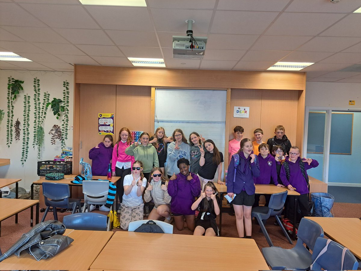 Miss Stevenson tweet media