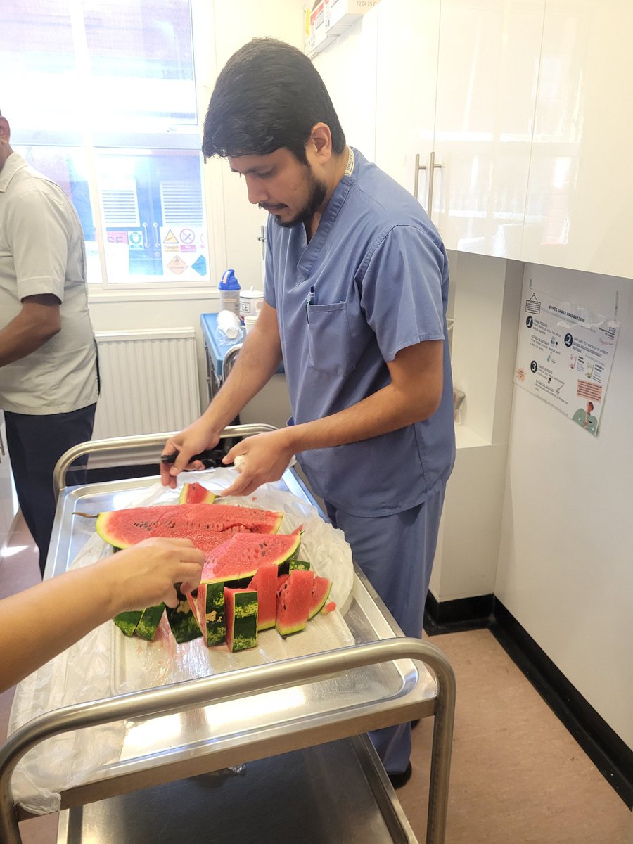 Ana Blanquete💙 (@anablanquete) on Twitter photo When it's nice and hot outside and the ward doctor brings a huge watermelon 🍉😋 <a href="/LeicesterNRU/">Leicester NRU</a>
#teamworkmakesrehabwork
Thank you When it's nice and hot outside and the ward doctor brings a huge watermelon 🍉😋 <a href="/LeicesterNRU/">Leicester NRU</a>
#teamworkmakesrehabwork
Thank you