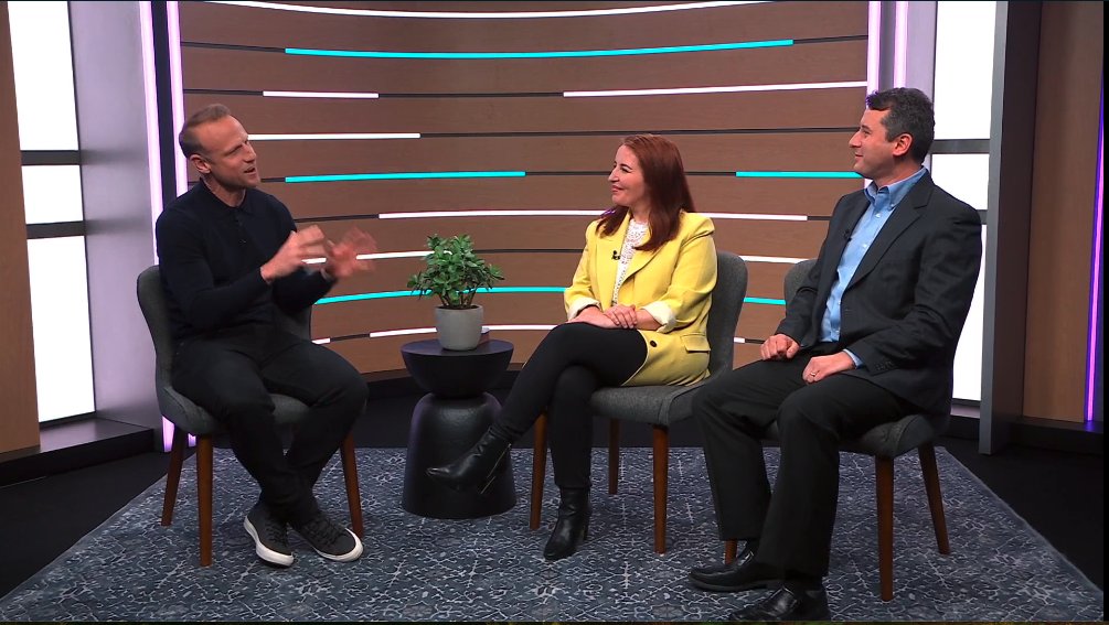 Beverley Eve tweet media