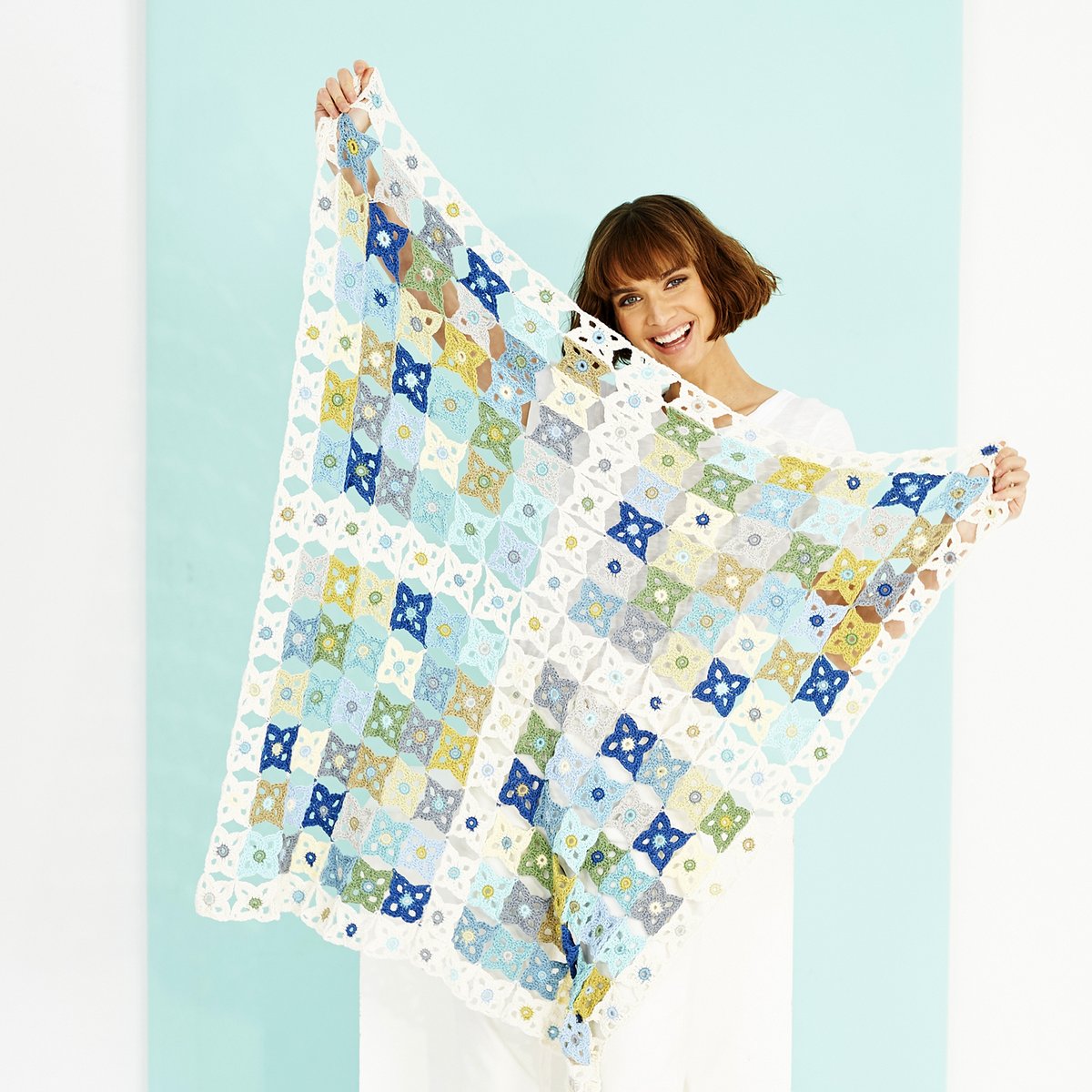 This gorgeous blanket/shawl (pattern 9918) from our Crochet Collection in our Naturals range features some fab blues. This version is crocheted in Bamboo＋Cotton but you could also make it in your own selection of Organic Cotton shades
stylecraft-yarns.co.uk/yarns/naturals…