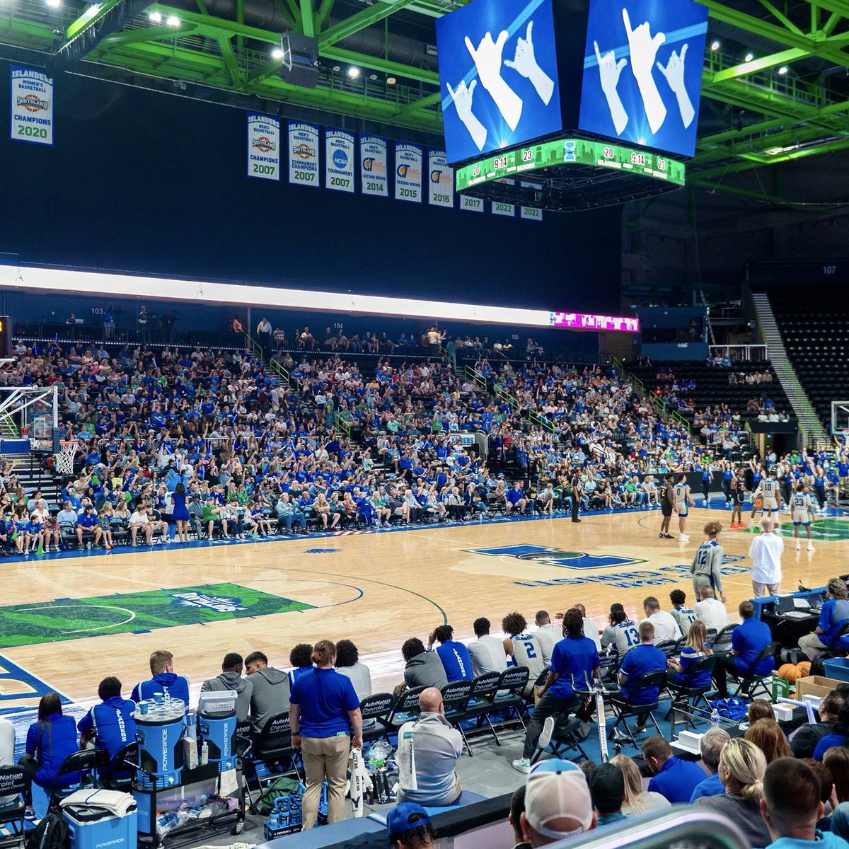 After a conversation with Coach Shaw, I am grateful to receive an offer from Texas  A&amp;M Corpus Christi. Thank you to Coach Shaw, Coach Johnson, and the rest of the coaching staff for the opportunity.