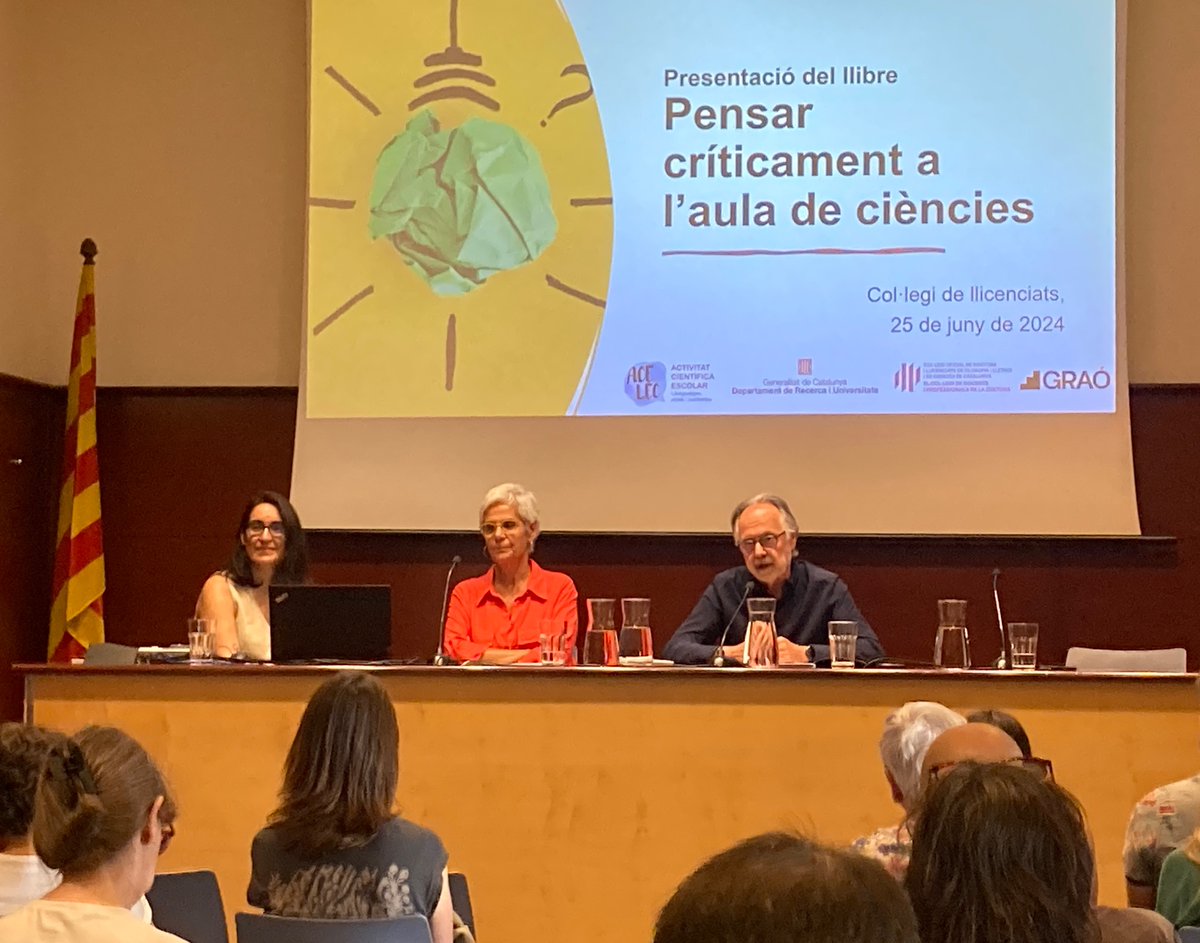A la presentació de “Pensar críticament a l’aula de ciències amb la Conxita Màrquez i la Digna Cousa