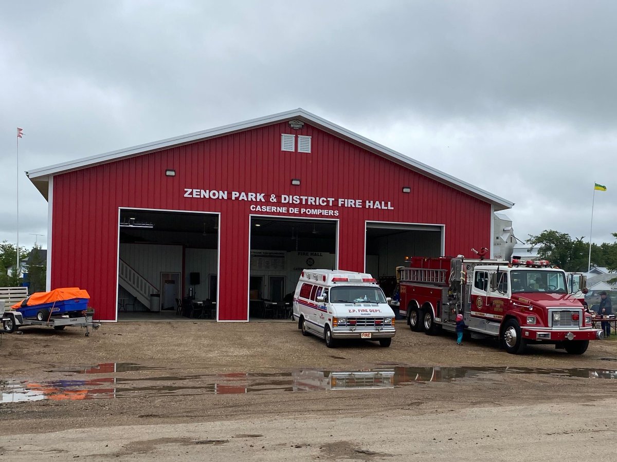 🚒 Thrilled to support the Zenon Park Fire Hall Grand Opening! FBN donated $10K through our Community First program. 

Proud to support rural communities &amp; grateful for our volunteer firefighters. #CommunityFirst #GivingBack #FBN