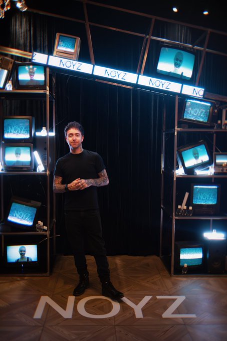 &ldquo;Am I in the middle? Yeah? I knew it&rdquo; @noyz_official https://t.co/AuEoTmXJsn<a class="tags" target="_blank" title="On Twitter" href="/?out=eyJ0eXAiOiJKV1QiLCJhbGciOiJIUzUxMiJ9.eyJpYXQiOjE3MjQ2NTQzMTcsImlzcyI6InR3cG9ybnN0YXJzLmNvbSIsIm5iZiI6MTcyNDY1NDMxNywiZXhwIjoxNzU2MTkwMzE3LCJyZWRpcmVjdF91cmwiOiJodHRwczovL3R3aXR0ZXIuY29tL25veXpfb2ZmaWNpYWwifQ.WOXZkw3a56sA6_-d8Lu_RTAbJ5Q3NDIiWE3S6_HsN1s3OY9ujd9KPN1sDogrlpbMzfub3MG_r2b6btd4Zz38kw">@noyz_official</a><a href="/tag/secretwars"class="tags"><span>#secretwars</span></a><a href="/tag/deadpoolandwolverine"class="tags"><span>#deadpoolandwolverine</span></a>