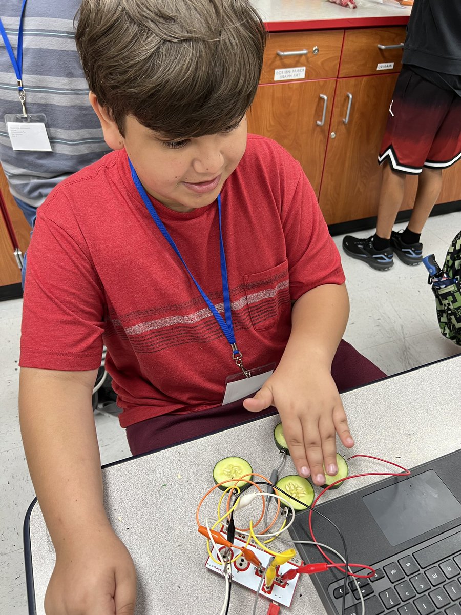 Megan Monroy tweet media