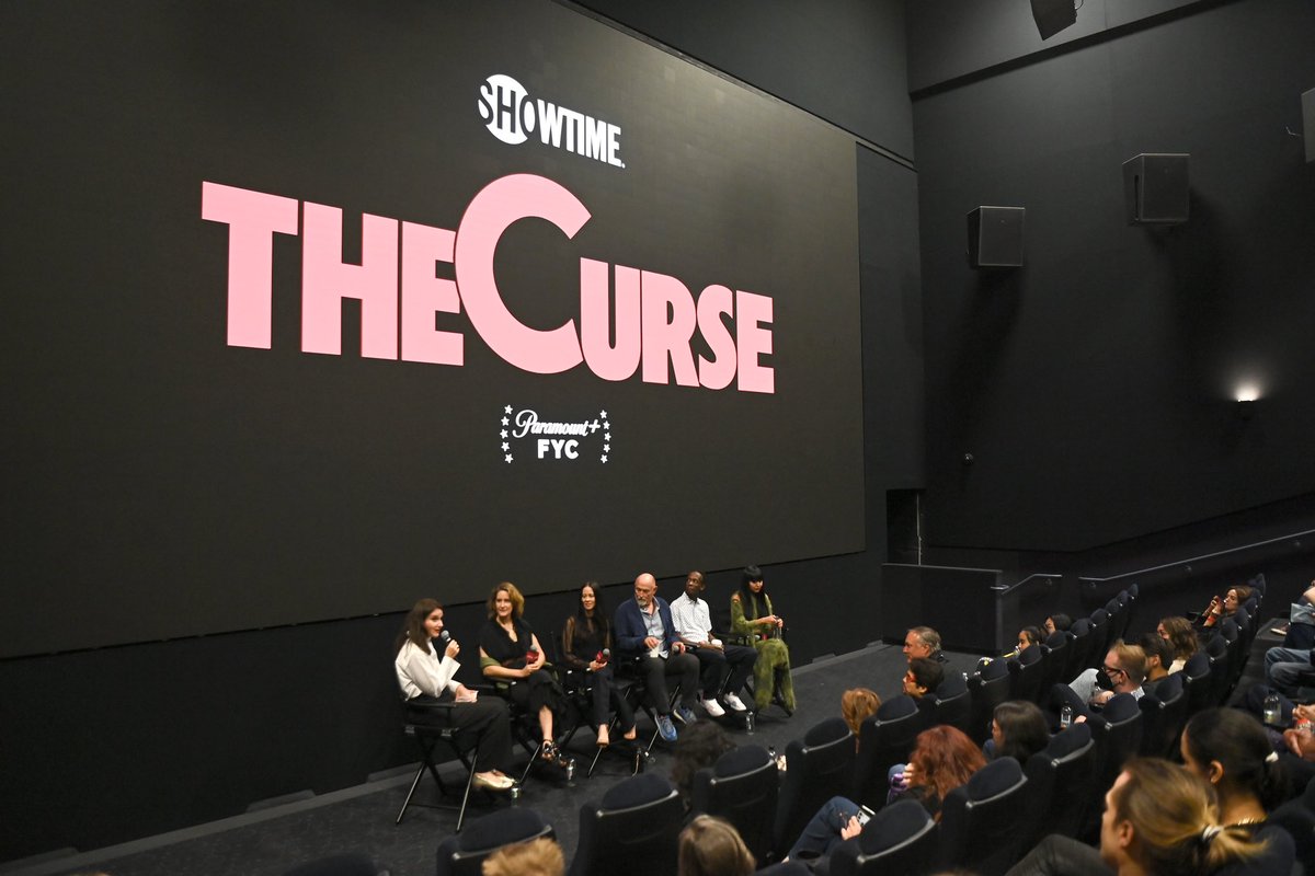 sagaftraFOUND's tweet photo. Actors Corbin Bernsen, Nizhonniya Austin &amp; Barkhad Abdi and casting directors Angelique Midthunder &amp; Jennifer Venditti joined us to talk about their new series #TheCurse!

Watch the energizing conversation here: https://t.co/8x5gnag5HP

 📸: Araya Doheny / @GettyImages https://t.co/KuI8WFUdUe