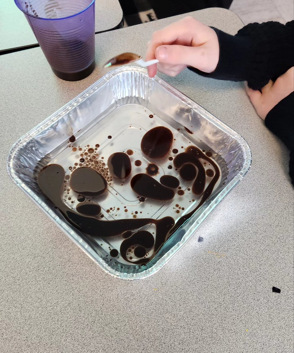 This year I brought back collaborative or hands-on components to my final assessments in IDC Leadership &amp; Geography at <a href="/HuronPark/">Huron Park S.S.</a>

While rotating Students were excited to call me over and share their connections! #engaged #triangulation #differentiation