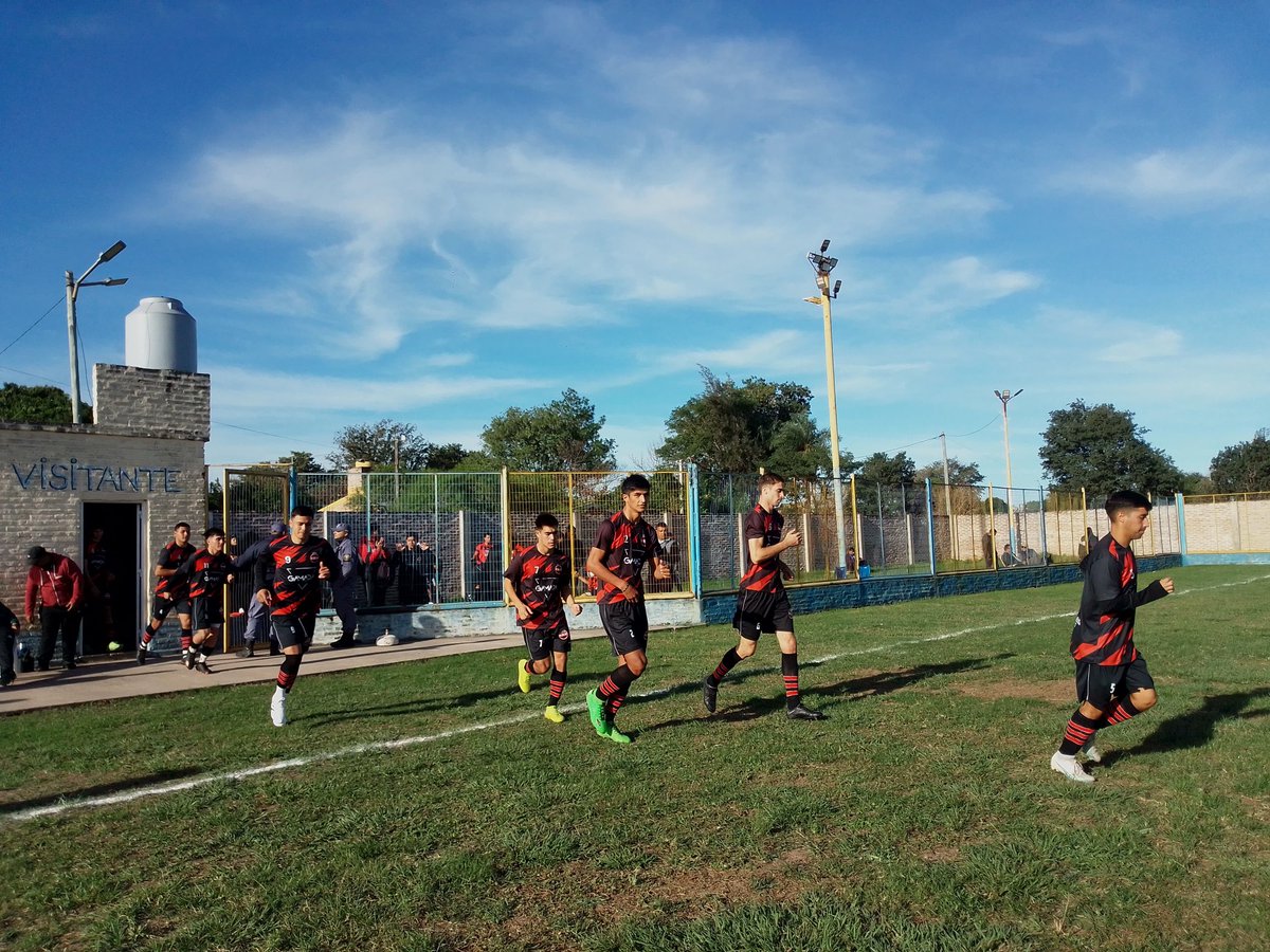 ➡️ PRIMERA

Club Municipales (Makalle )  1️⃣  vs 3️⃣ DEPOR