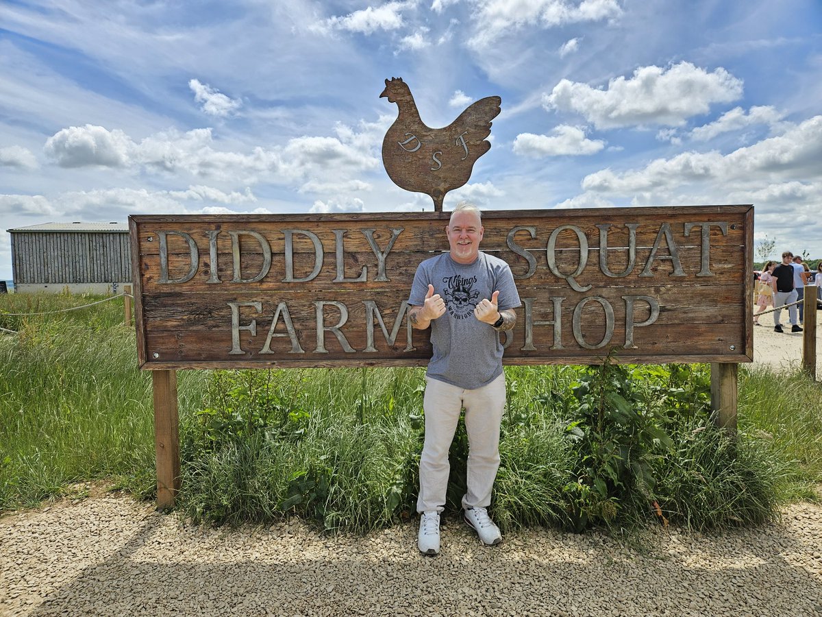 Peter Wright tweet media