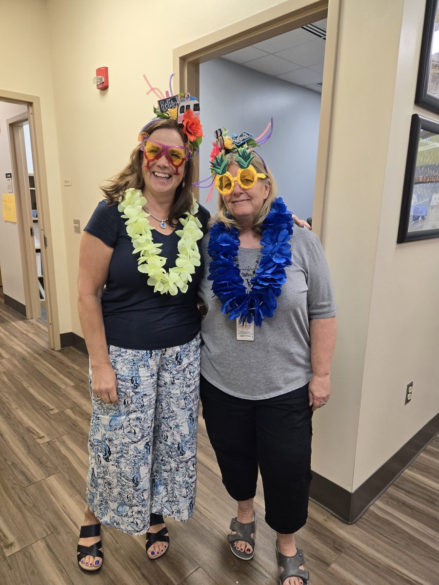 NFP_Elementary's tweet image. Surprise clap out for our retiring staff.❤️ Beloved receptionist, Mrs. May,&amp;amp; dedicated teacher, Ms. Enright! Kids cheered, hugged, handed out flowers, &amp;amp; gave LOTS of hugs to these two amazing women! They will be missed so much, but grateful for all they&apos;ve given to young ones!