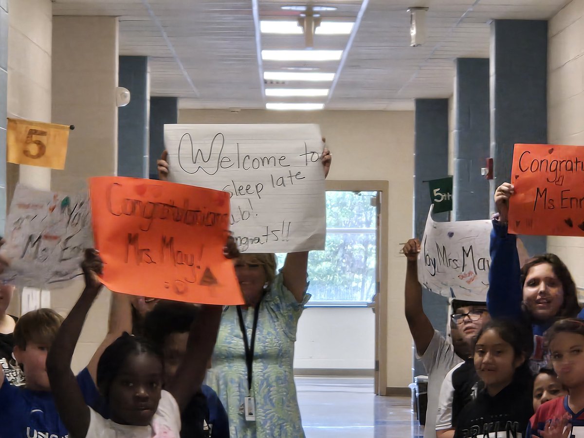 NFP_Elementary's tweet image. Surprise clap out for our retiring staff.❤️ Beloved receptionist, Mrs. May,&amp;amp; dedicated teacher, Ms. Enright! Kids cheered, hugged, handed out flowers, &amp;amp; gave LOTS of hugs to these two amazing women! They will be missed so much, but grateful for all they&apos;ve given to young ones!