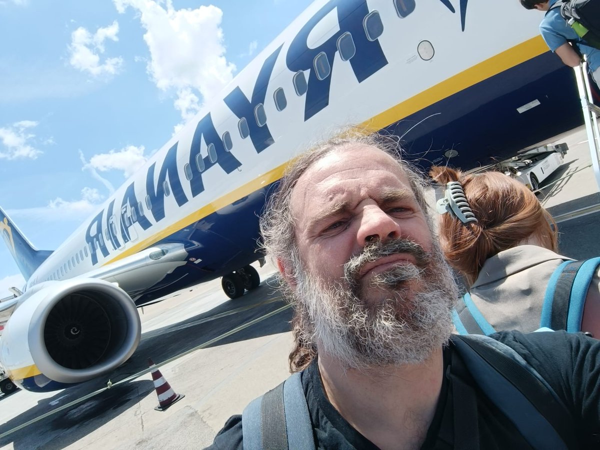 ottolinatv's tweet photo. È iniziato il tour sardo di Multipopolare!
Visto che sto social di merda non permette di scrive 4 righe vi metto le foto e basta. Ciao (l'editor) https://t.co/LJ5pJRskiG
