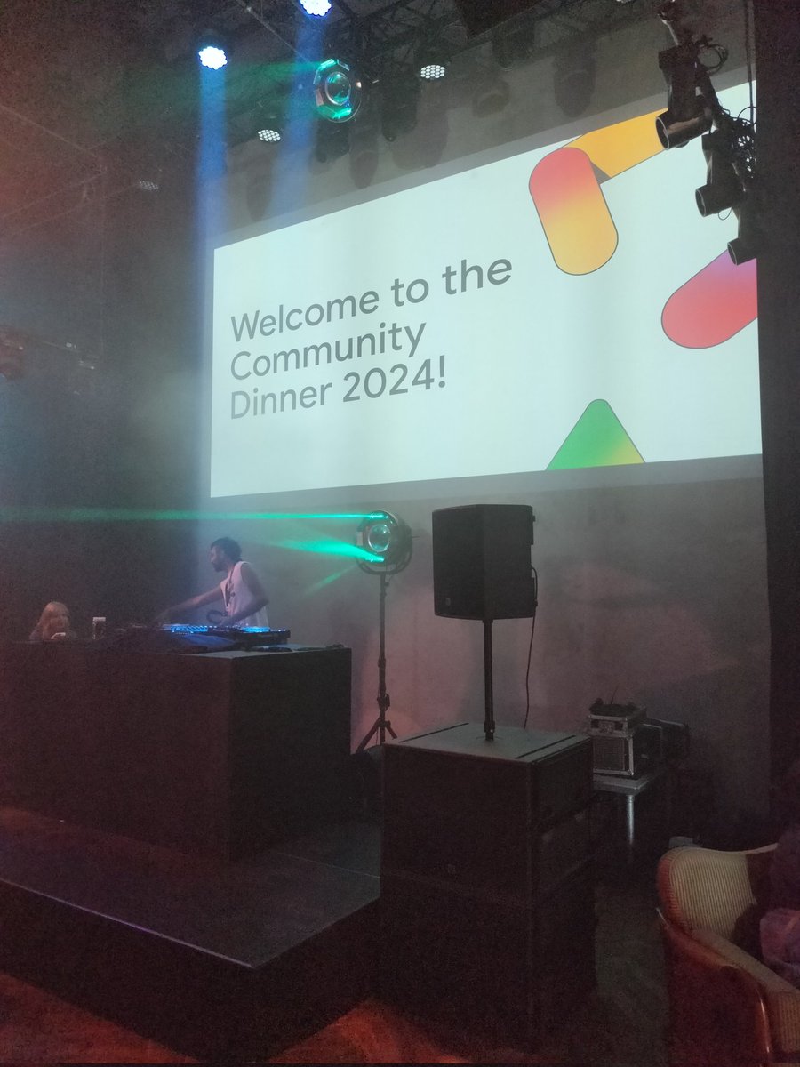 AhlemButterfly's tweet photo. #GoogleIO Connect Berlin 2024 Community Dinner ๐๐
What a great celebration ๐๐
@GoogleDevExpert @googledevgroups @WomenTechmakers @Google #gdgMENA https://t.co/Pb7pRtFcns