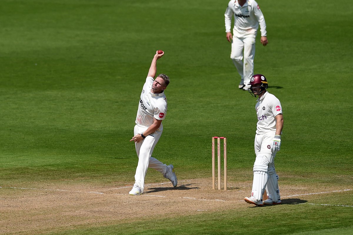 GlamCricket's tweet photo. 𝗦𝗧𝗨𝗠𝗣𝗦 | 𝗗𝗔𝗬4
Glamorgan vs Northamptonshire ends in a nail-biting draw with Glamorgan 207/8.

#OhGlammyGlammy | #GLAvNOR https://t.co/blZQVpeMqI