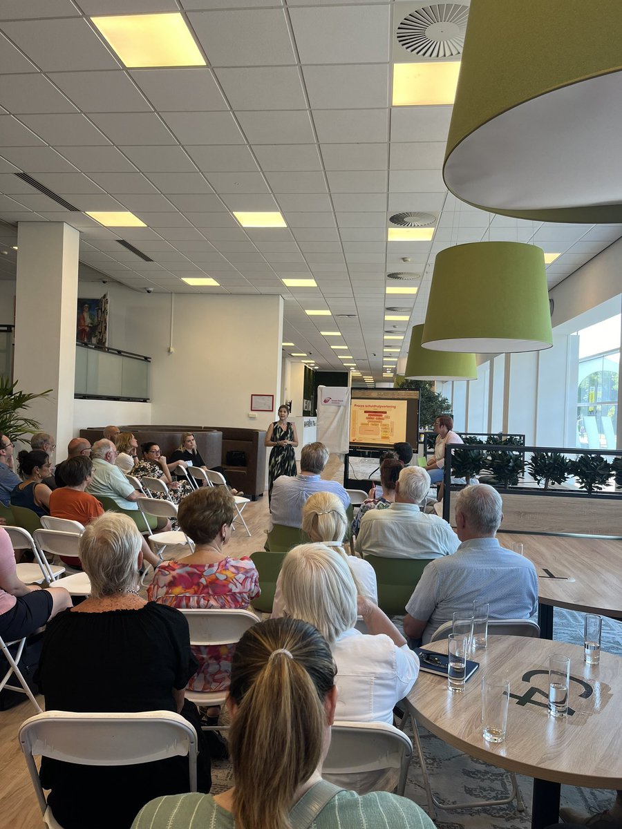 Aanwezig bij bijeenkomst over schuldhulpverlening voor de jaren 2025-2028 georganiseerd door Sociale Dienst Drechtsteden.