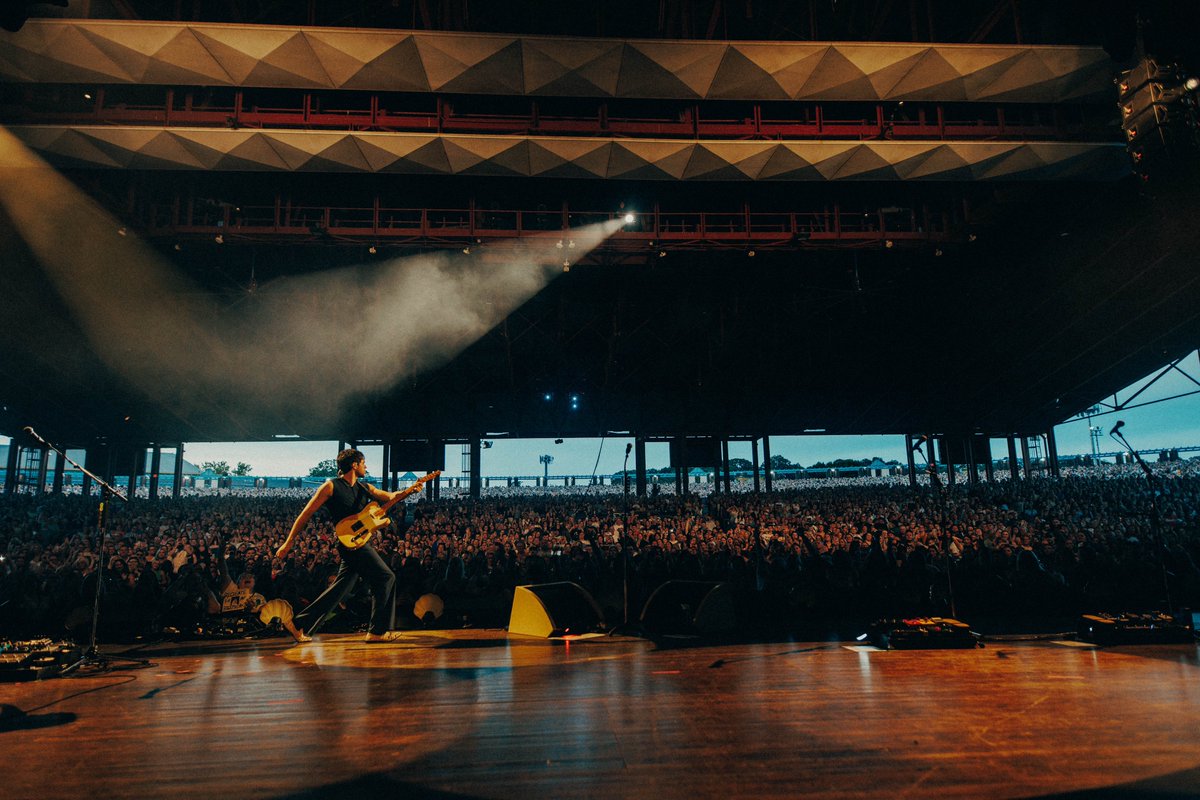 NiallOfficial's tweet photo. Night Forty-Nine Cincinnati https://t.co/mu5oUhAohZ