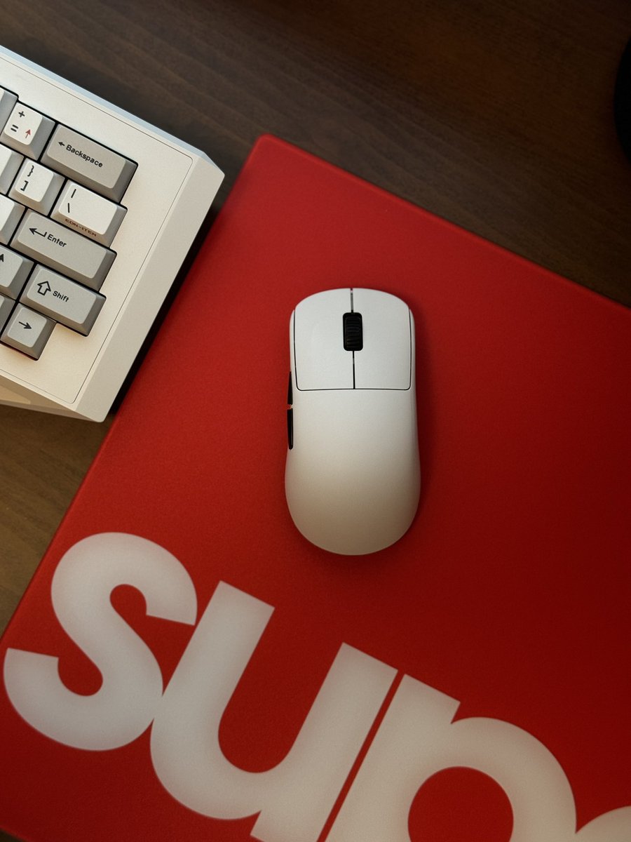 𝘁𝗮𝗿𝗲𝘀𝗸𝘆 tweet media