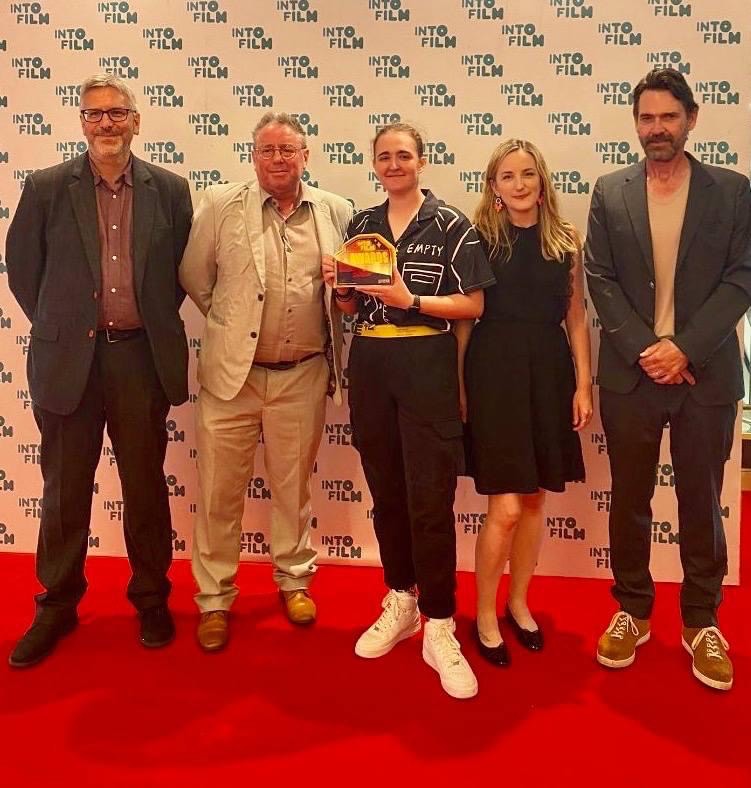 intofilm_scot's tweet photo. Absolutely chuffed for our brilliant partner @thisissyff for winning the Into Film Award for Fimmaking Champion 2024! 🎉 Presented by Scottish actor Dougray Scott! 

Your work means so much to the young people of Scotland, we are so happy for you! Go Scotland! 🏴󠁧󠁢󠁳󠁣󠁴󠁿 🎉📽🎬✨️ https://t.co/fqbiohNxLi