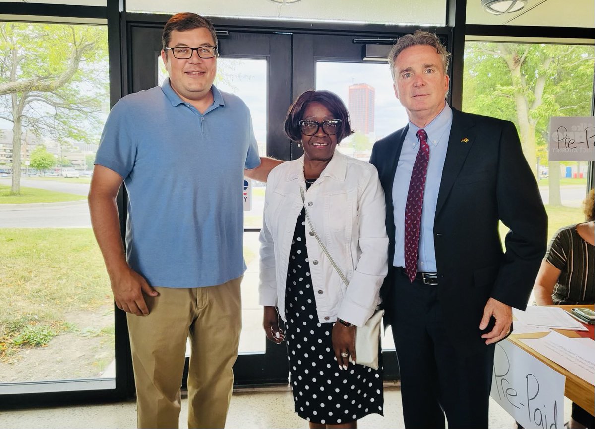 Strong showings last night for <a href="/MikeKeaneforda/">Mike Keane for District Attorney</a> and Sean <a href="/RyanforNYSenate/">Senator Sean Ryan</a> - congratulations to them and thanks to Assembly Majority Leader <a href="/CPeoplesStokes/">Crystal D. Peoples-Stokes</a>, Assemblywoman Karen <a href="/McMahonforNYS/">Assemblymember Karen McMahon</a>, and Amherst Town Supervisor Brian Kulpa for their support and leadership!