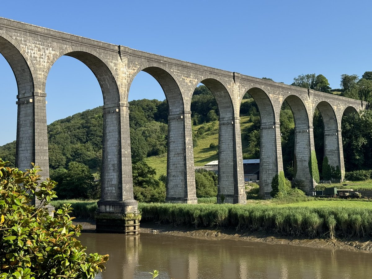 Beautiful evening in the Tamar Valley.