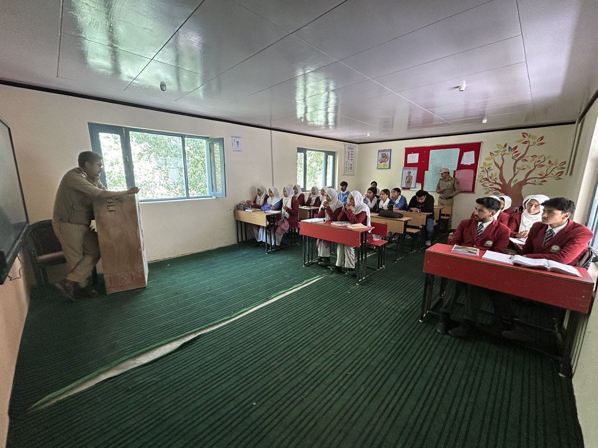 Nawang Shesrap Paññā (@nawangaryan) on Twitter photo International Day against Drug abuse and Illicit Trafficking was observed at HSS Silmo
Also brief introduction was given by <a href="/KargilPolice/">Kargil Police</a> on new three criminal laws Bharatiya Nyaya Sanhita (BNS), Bharatiya Nagrik Suraksha Sanhita (BNSS), and Bharatiya Sakshya Adhiniyam (BSA) International Day against Drug abuse and Illicit Trafficking was observed at HSS Silmo
Also brief introduction was given by <a href="/KargilPolice/">Kargil Police</a> on new three criminal laws Bharatiya Nyaya Sanhita (BNS), Bharatiya Nagrik Suraksha Sanhita (BNSS), and Bharatiya Sakshya Adhiniyam (BSA)