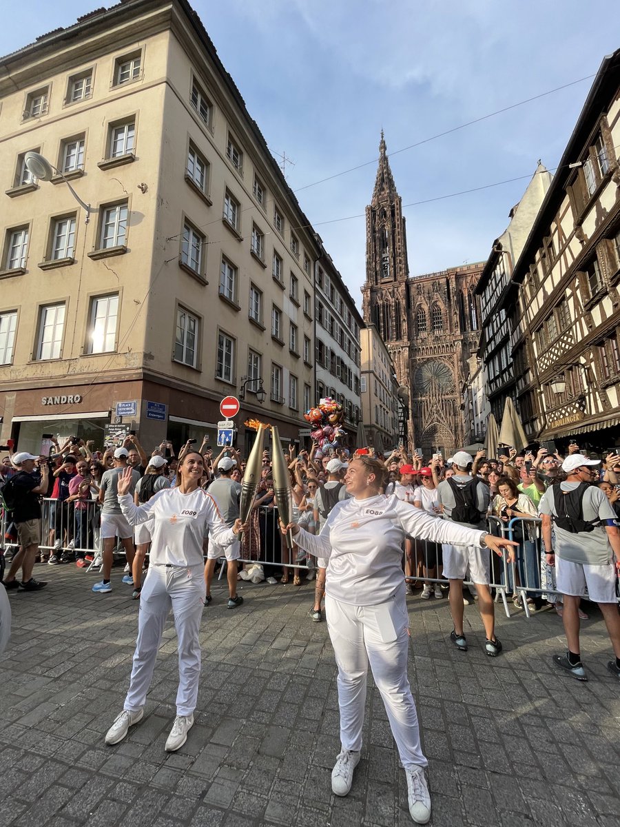 loukaxelisa's tweet photo. #flammeolympique #paris2024 #strasbourg https://t.co/J0uaIC7tvR