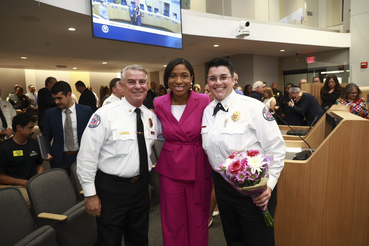 City Manager tweet media