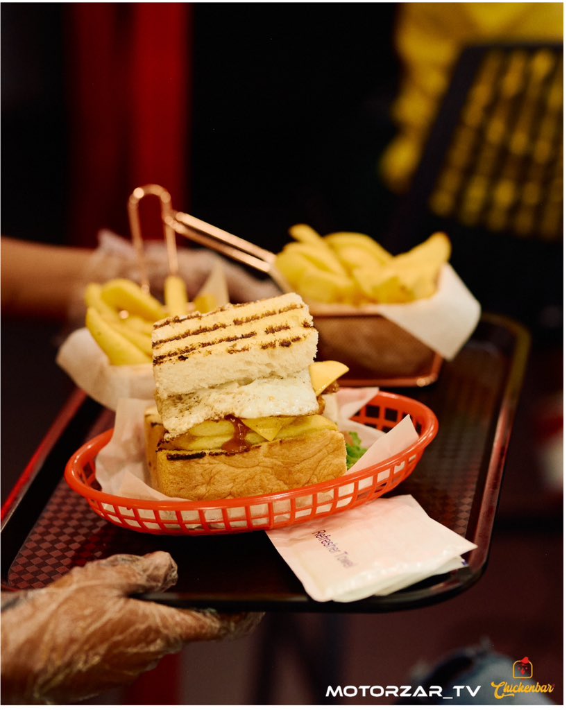 Chicken Bar SA tweet media