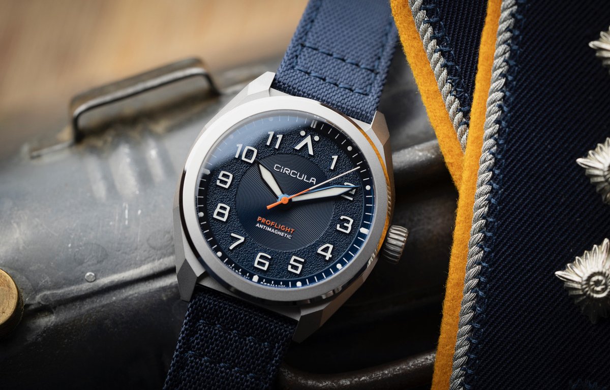 WatchTime's tweet image. Circula, a family-owned company based in Pforzheim now introduces the ProFlight pilot’s watch

watchtime.com/featured/circu…

#circula #circulaproflight #proflight #pilotswatches #pilotwatches