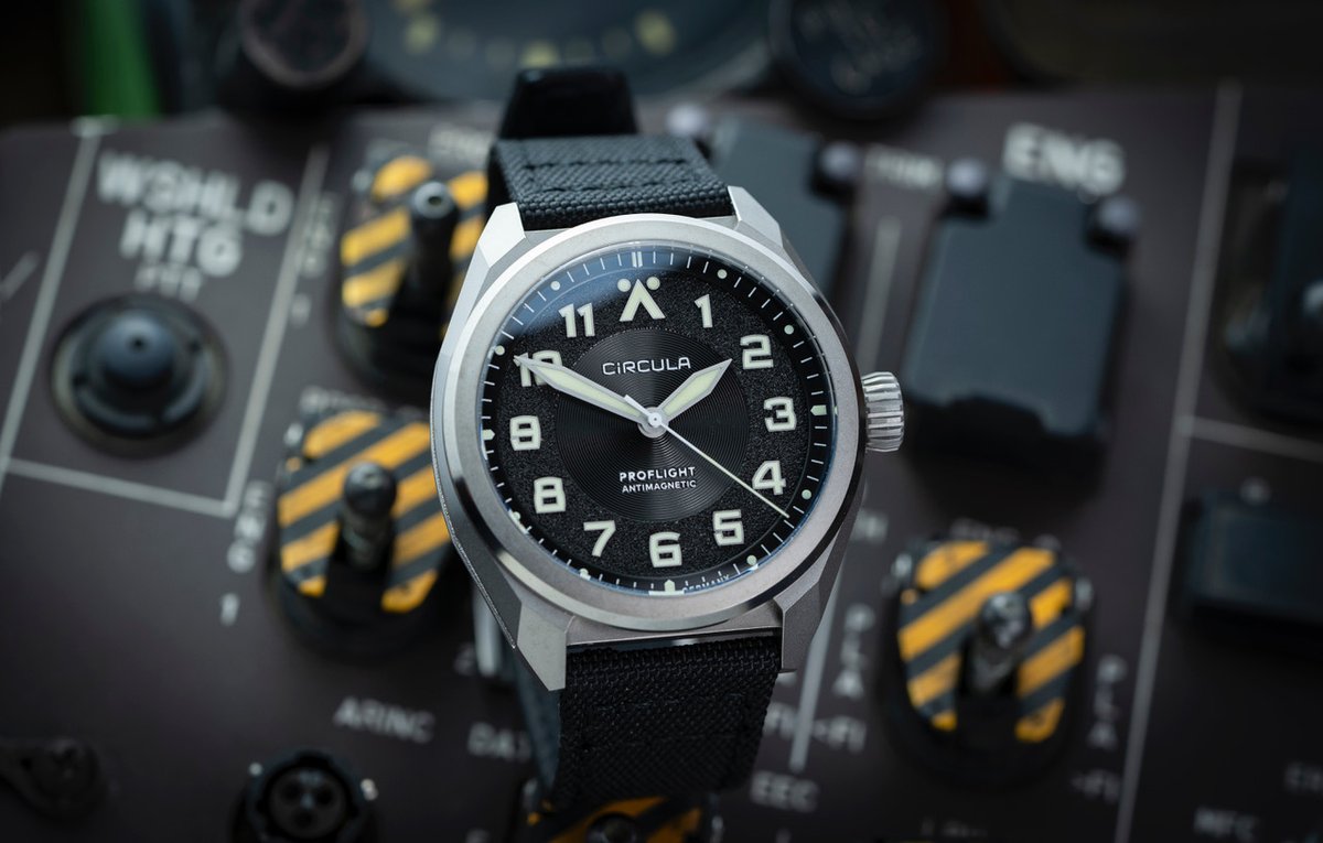 WatchTime's tweet image. Circula, a family-owned company based in Pforzheim now introduces the ProFlight pilot’s watch

watchtime.com/featured/circu…

#circula #circulaproflight #proflight #pilotswatches #pilotwatches