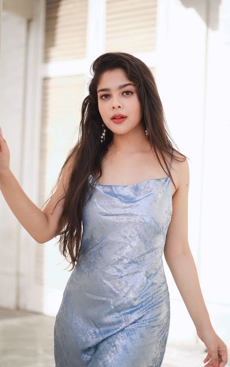 photoshoot diaries ! 😇🙈💕 📷 

P.S Thank you everyone for all your love ❤️ &amp; guyss something coming soon #StayTuned 
Lots of Love &amp; Hugsss ...